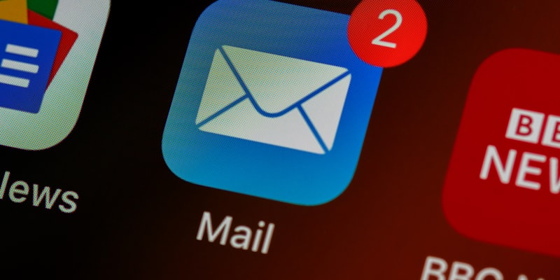 Handwritten Cards vs Email Follow-Ups: Which Converts Better?